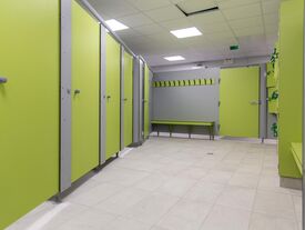 Les vestiaires de l'espace aquatique Rêvéo
